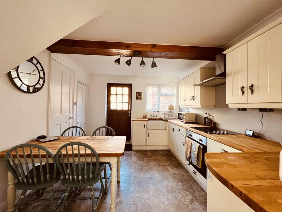 Cosy Cottage Four Miles From Lincoln City Centre Exterior foto
